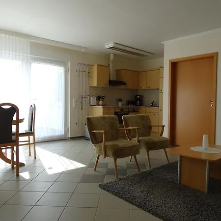 Kienast 2 Apartamento *