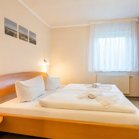 Apartment Kienast 2 *